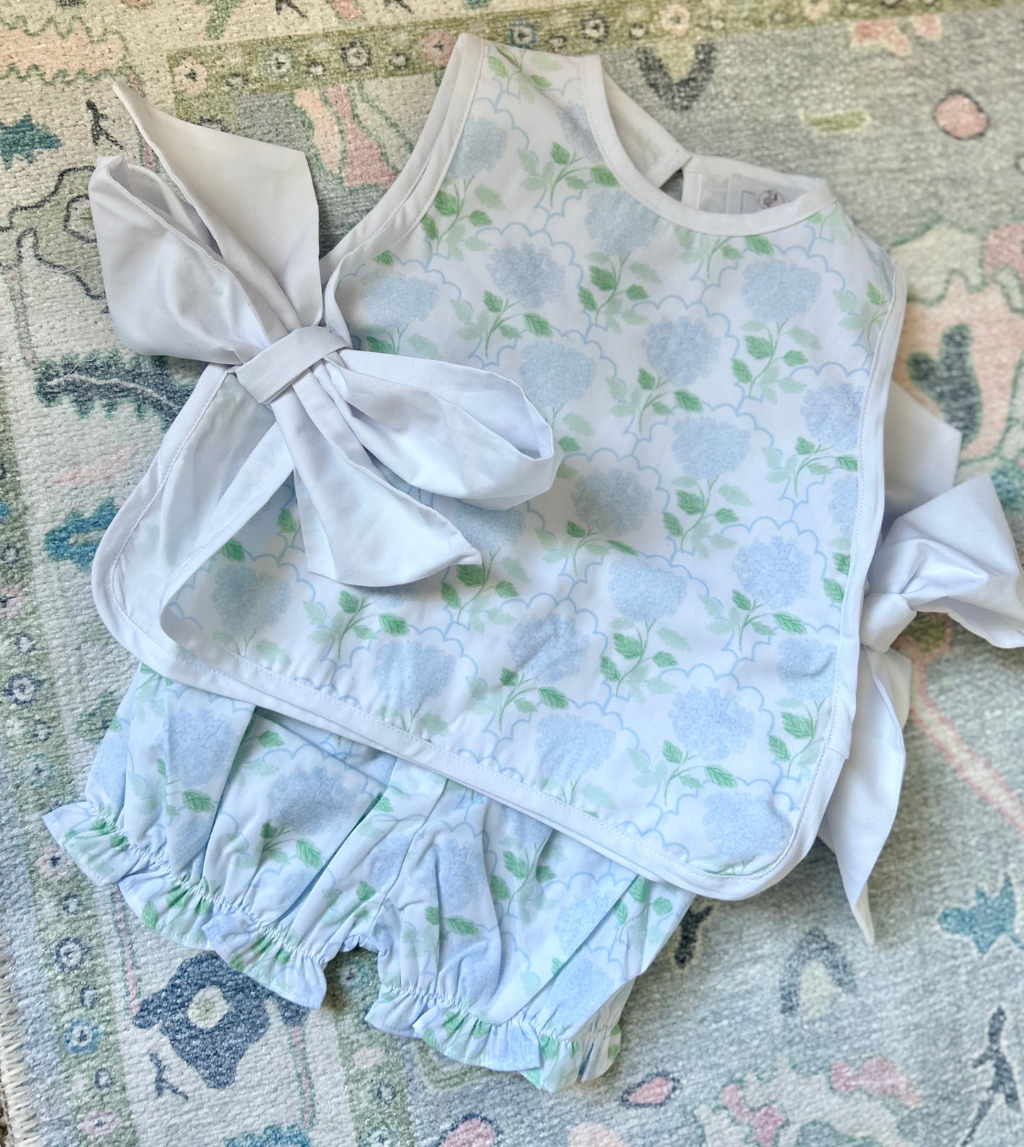 Hydrangeas Side Tie Set